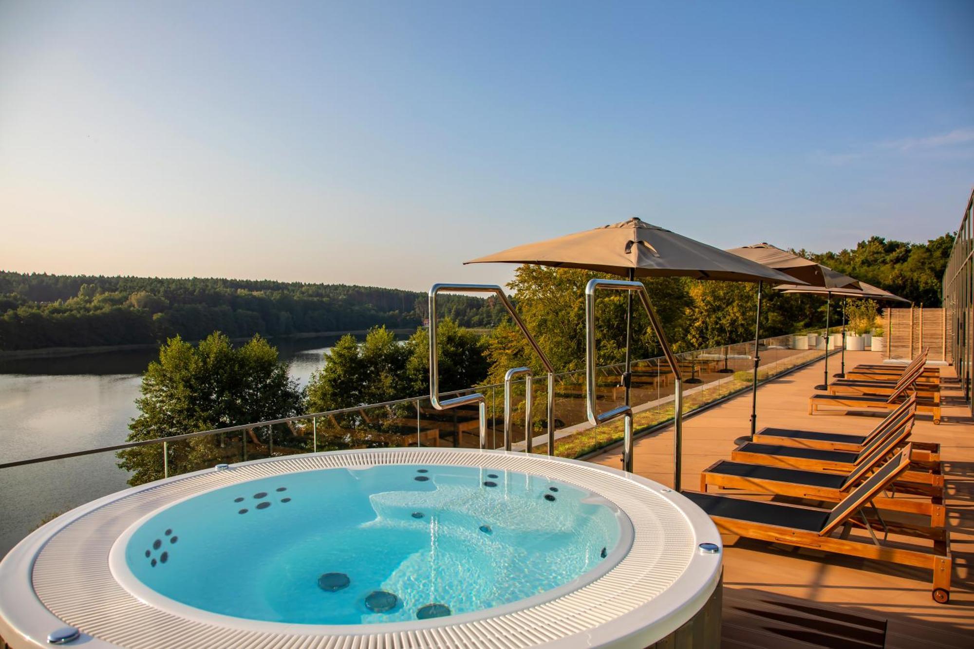 Hotel Glar Conference & Spa Виселка Экстерьер фото